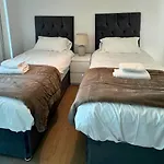 Cambridge Stays 3Br Luxury Flat At Addenbrooke Hospital &Biomedical Campus